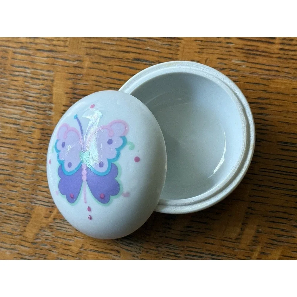 Vintage 1989 Lillian Vernon Porcelain‎ Trinket Box Butterfly Retro Kitsch 80s